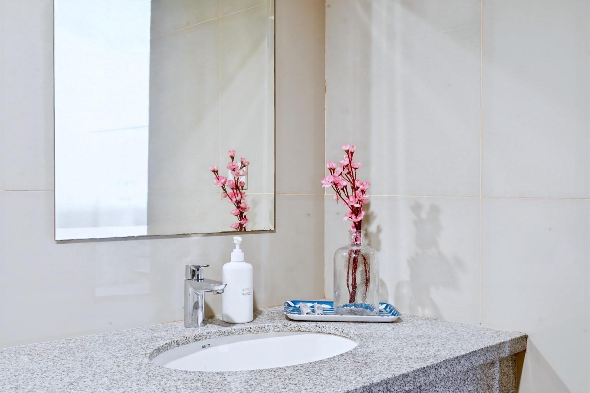 2Br Lucky Tower Residence Jakarta Old Town Top Floor Condo 외부 사진